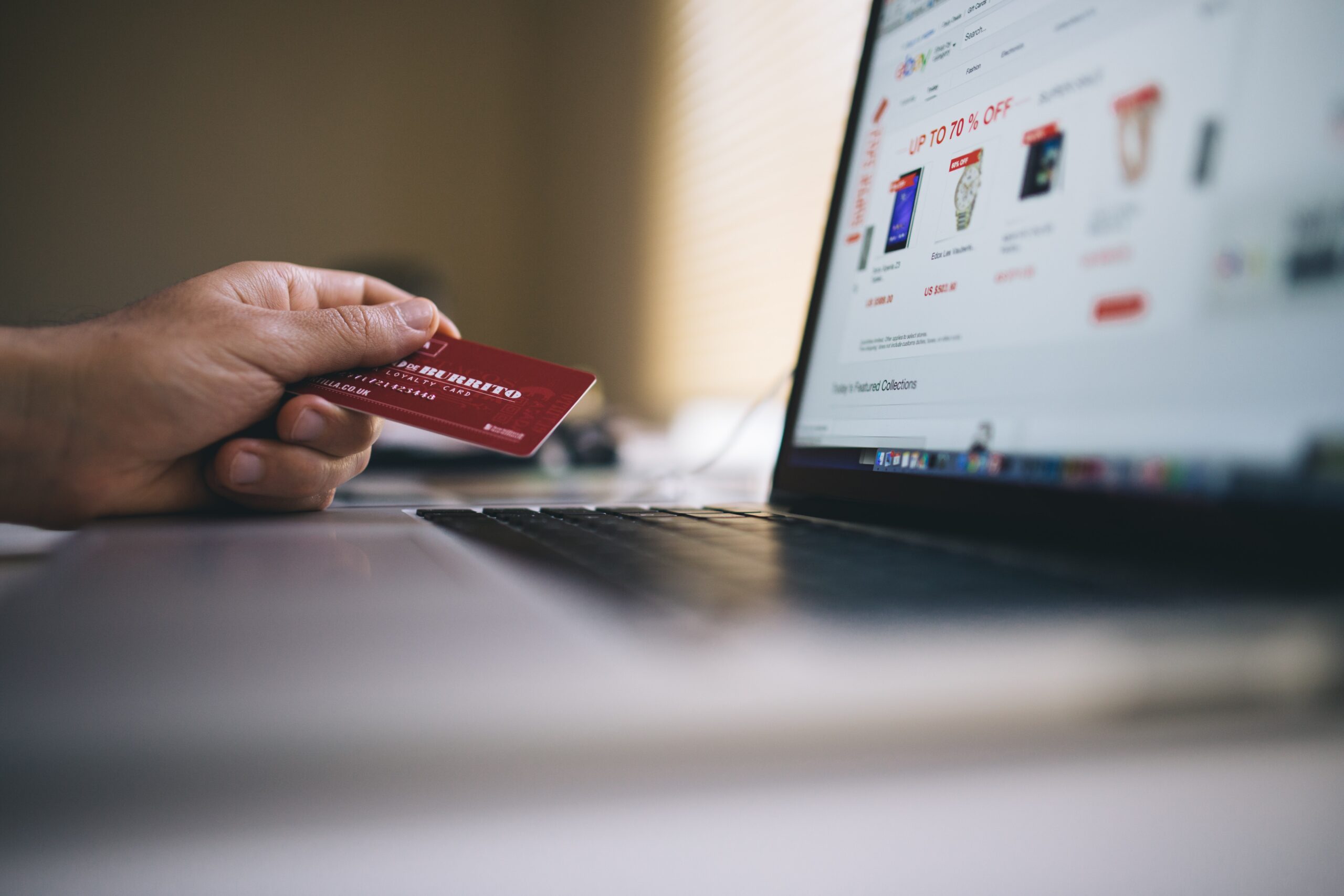 7 PR Tips On Turning The Tide On Consumer Distrust